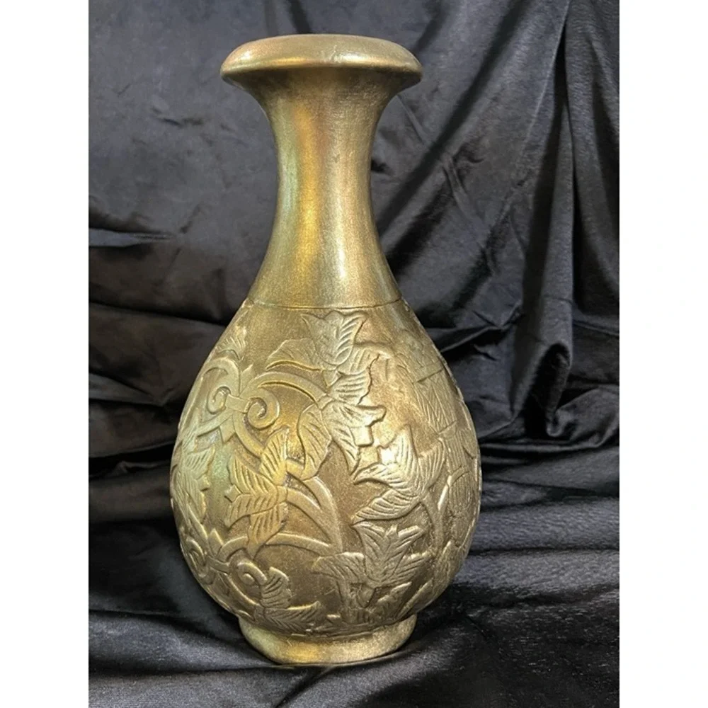 FORMALITIES BY‎ BRAUMS 13 x 7 GOLD TONE VASE (2187)
